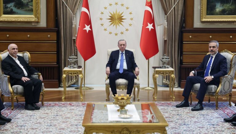cumhrubaskani-erdogan-hamas-heyetini-kabul-etti-XDfYbhtJ.jpg