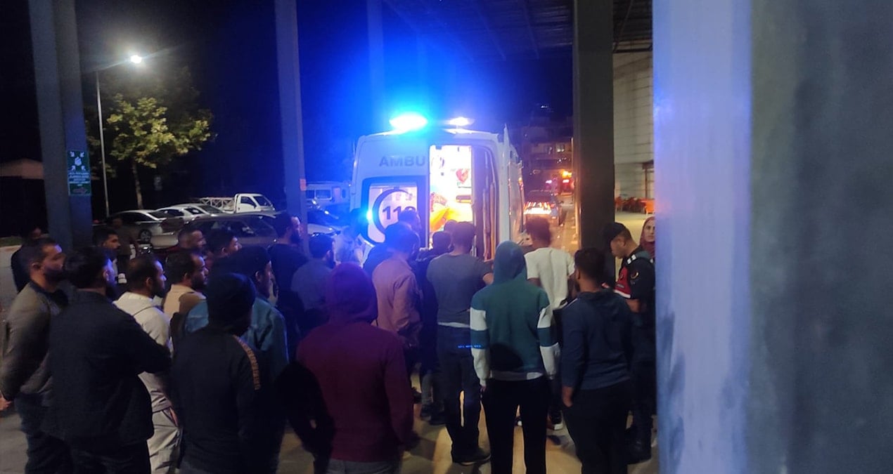 feci kaza sonrasi can pazari 1 olu 8 yarali RF9HIA6D