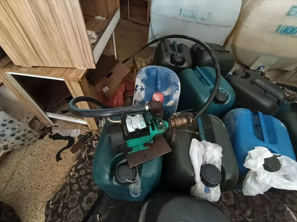 ipekyolunda 1200 litre kacak akaryakit ele gecirildi nkjrOwAu.jpg