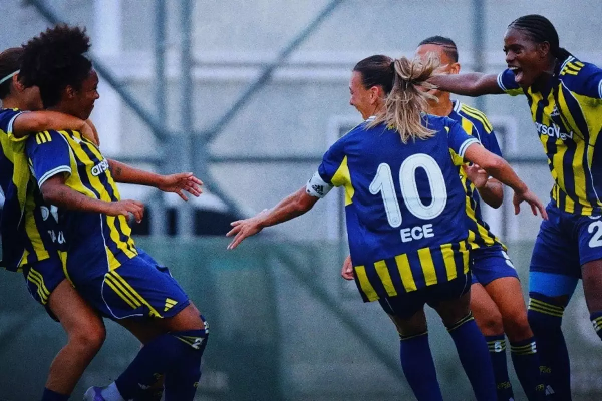 kadinlar derbisinde kazanan fenerbahce vVWLafsw
