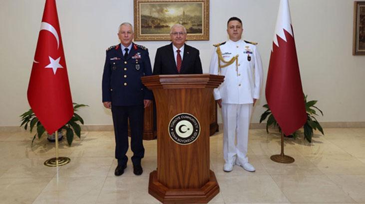 milli savunma bakani guler resmi temaslarda bulunmak uzere katara gitti c7xUmOxN