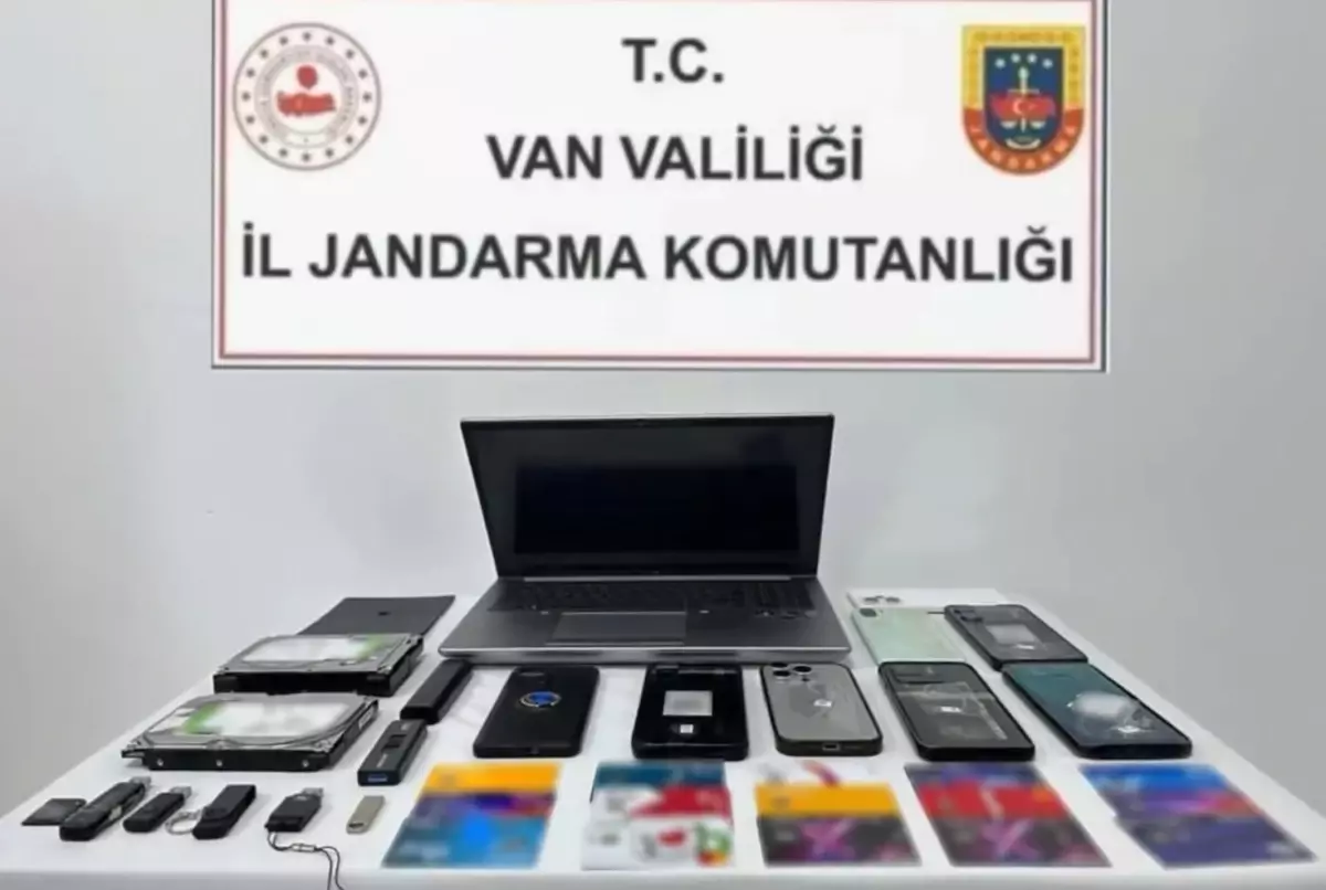 siber suclarla mucadelede 61 supheli yakalandi XZs9x6He.jpg