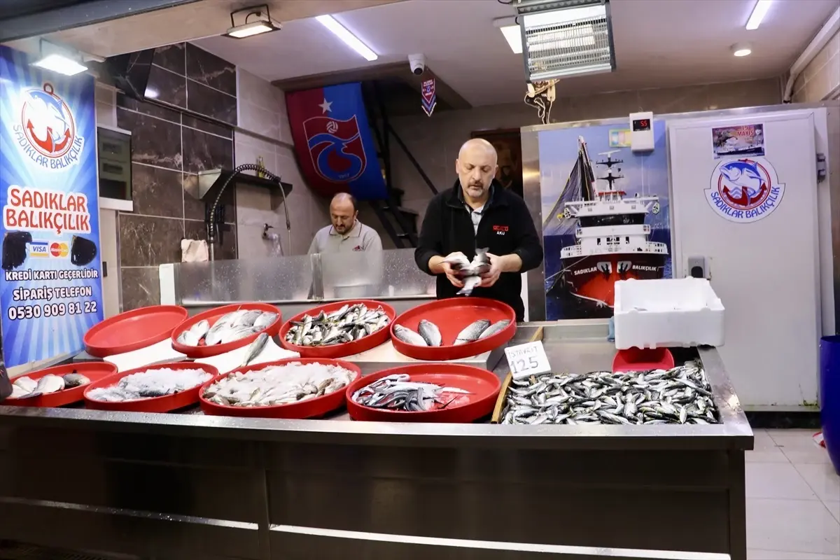 trabzonda hamsi fiyatlari 200 lira pOEpjuzg