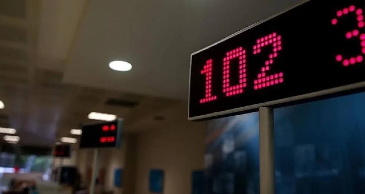 turkiyenin 23 yillik bankasi satisa cikarildi ZQj77yjp.jpg