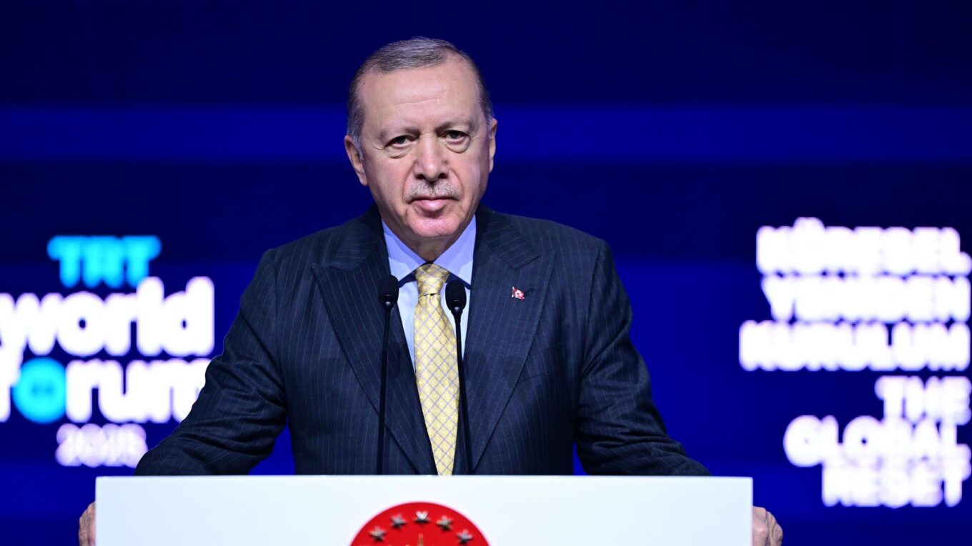 erdogan insanlar birkac begeni almak ugruna mahremini dokmekten cekinmiyor p5lGQLQs.jpg