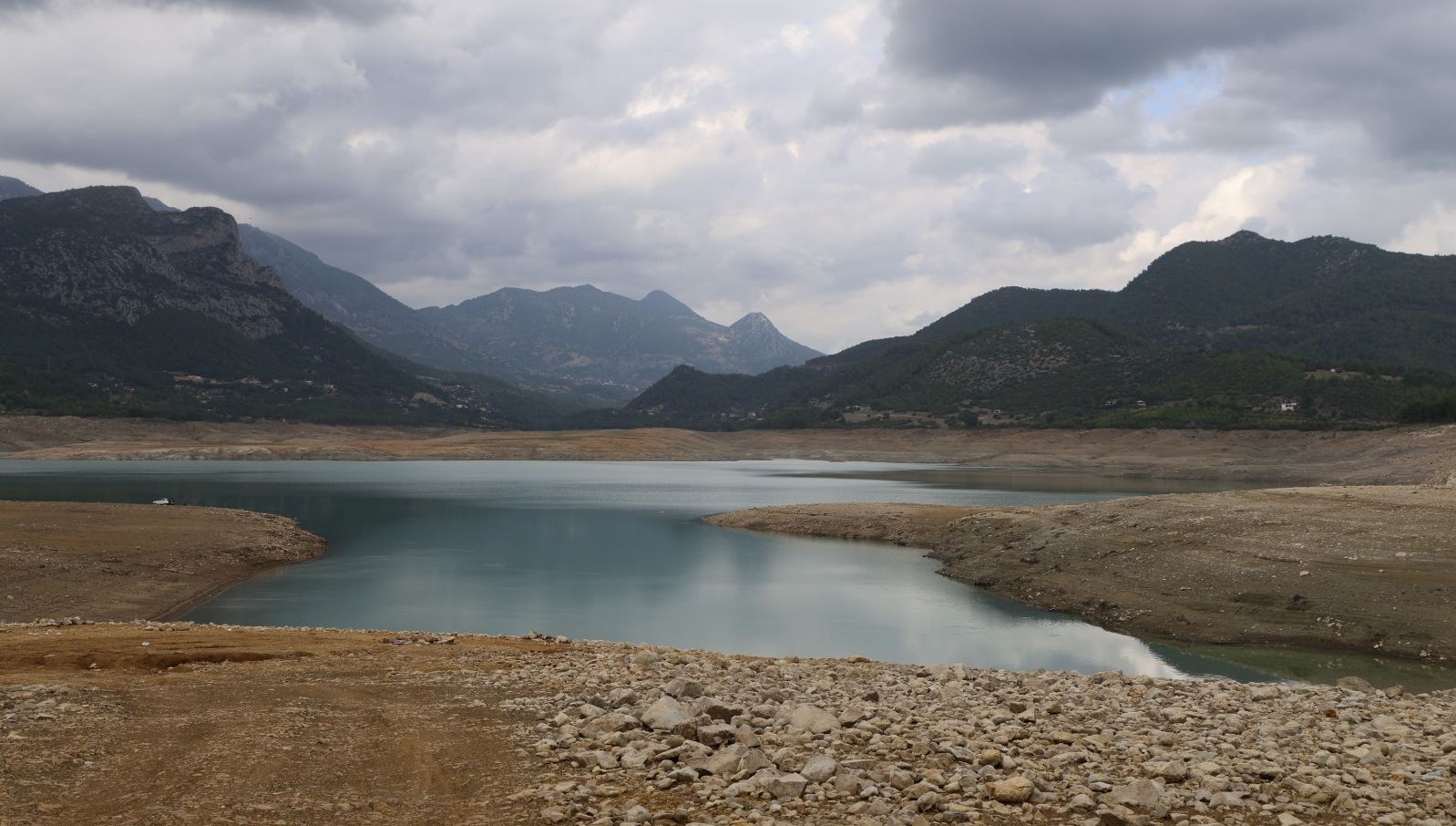 kozan barajini kuraklik vurdu bAGcbQhZ.jpg