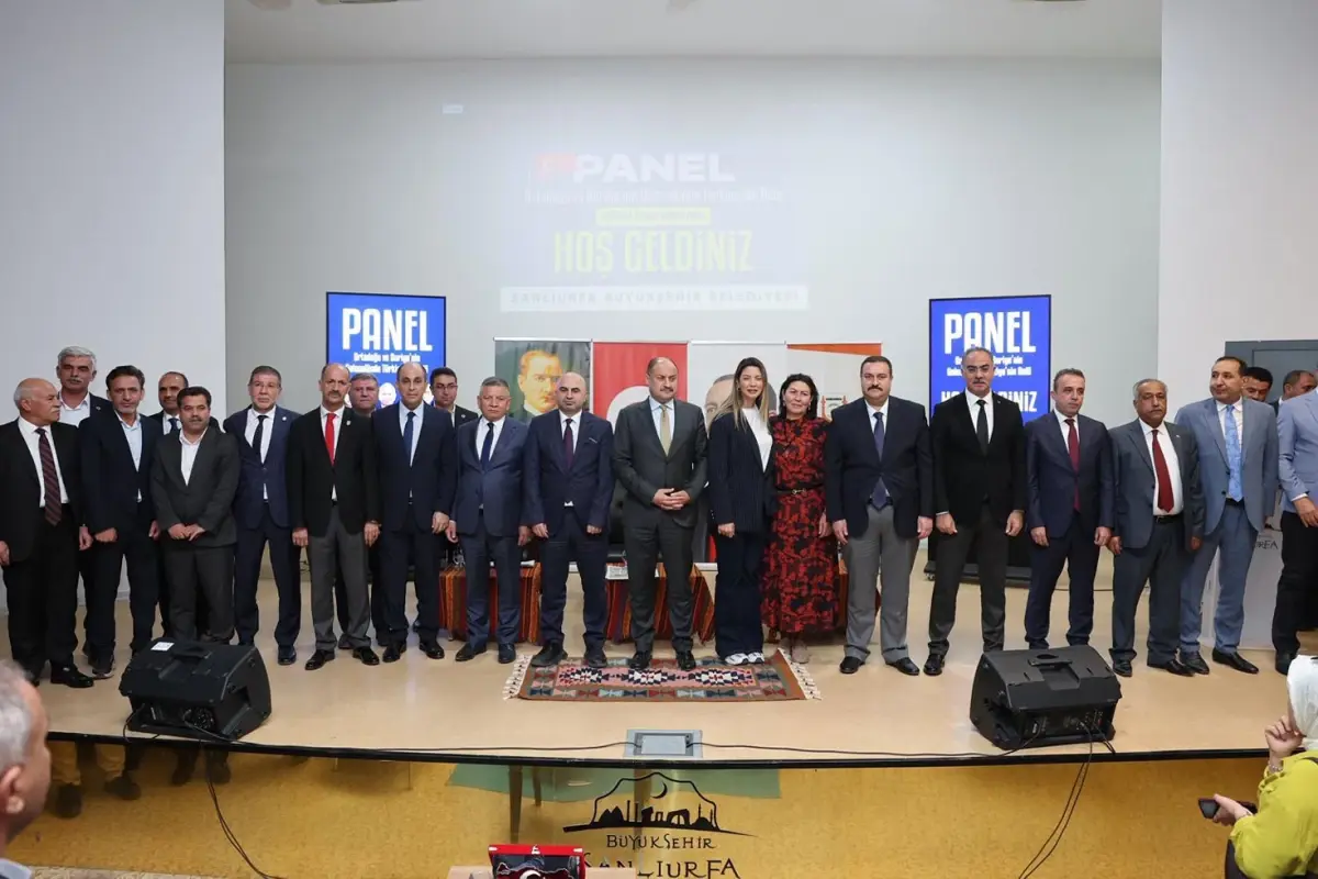 sanliurfada terorsuz turkiye vizyonu paneli duzenlendi NhWpTDnS.jpg